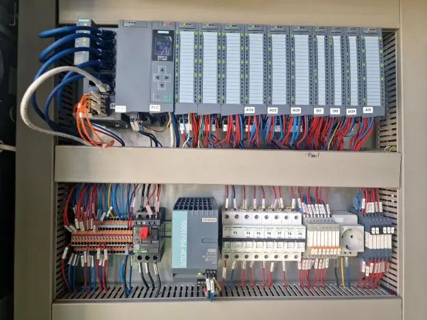 Tablou de automatizare Siemens realizat într-un proiect Control Soft & Automation